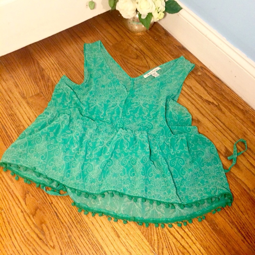 Fun @ Breezy Boho Top w Ties @ Pompom edging! 🎢💚 - Picture 1 of 8